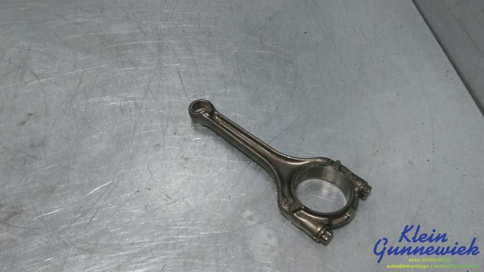 Gebruikte Drijfstang Volkswagen E-Golf Prijs € 86,00 Margeregeling aangeboden door Klein Gunnewiek Autodemontage & Motorentechniek