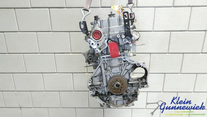 Motor van een Opel Astra 2015