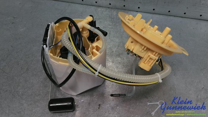 Gebruikte Tank element Pomp BMW 4-Serie Prijs € 125,00 Margeregeling aangeboden door Klein Gunnewiek Autodemontage & Motorentechniek