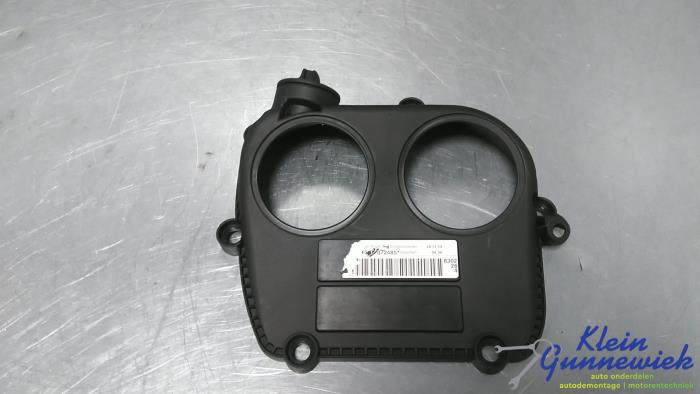 Gebruikte Distributiedeksel Audi S3 Prijs € 15,00 Margeregeling aangeboden door Klein Gunnewiek Autodemontage & Motorentechniek