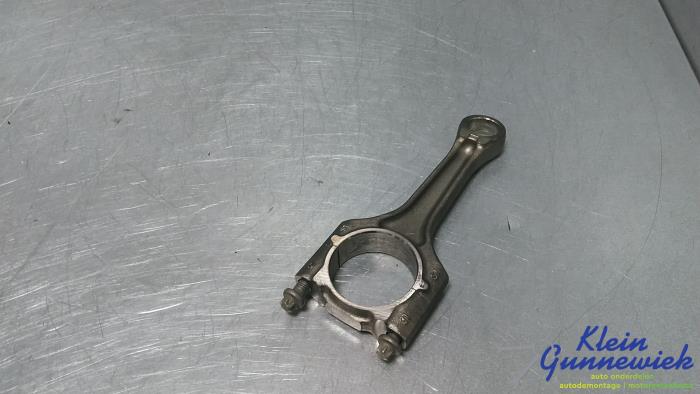 Gebruikte Drijfstang Audi S3 Prijs € 66,00 Margeregeling aangeboden door Klein Gunnewiek Autodemontage & Motorentechniek
