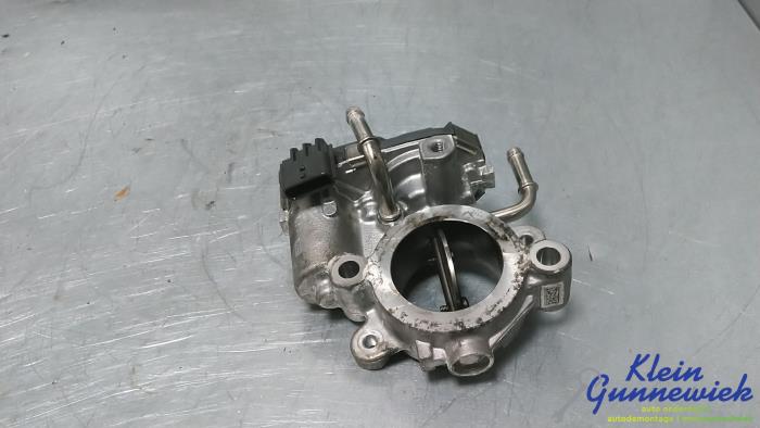 Gebruikte Gasklephuis Mercedes Vito Prijs € 59,00 Margeregeling aangeboden door Klein Gunnewiek Autodemontage & Motorentechniek