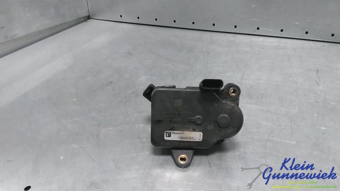 Gebruikte Wervelklep motor Mercedes Viano Prijs € 47,00 Margeregeling aangeboden door Klein Gunnewiek Autodemontage & Motorentechniek