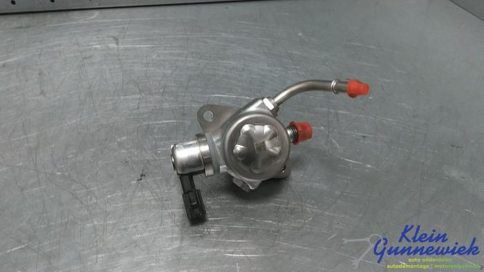 Gebruikte Brandstofpomp Mechanisch Volvo V40 Prijs € 180,00 Margeregeling aangeboden door Klein Gunnewiek Autodemontage & Motorentechniek