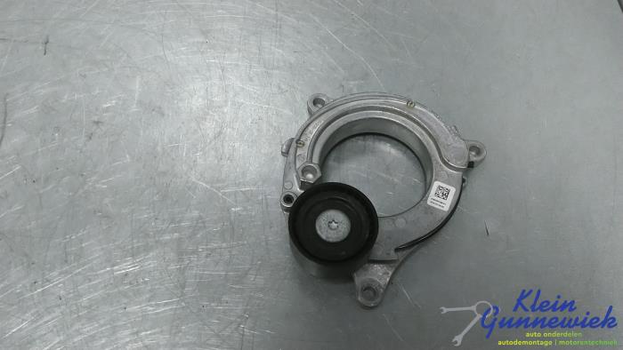 Gebruikte Spanrol Multiriem BMW 4-Serie Prijs € 35,00 Margeregeling aangeboden door Klein Gunnewiek Autodemontage & Motorentechniek