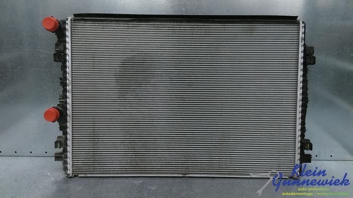 Gebruikte Radiateur Cupra Leon Prijs € 89,00 Margeregeling aangeboden door Klein Gunnewiek Autodemontage & Motorentechniek