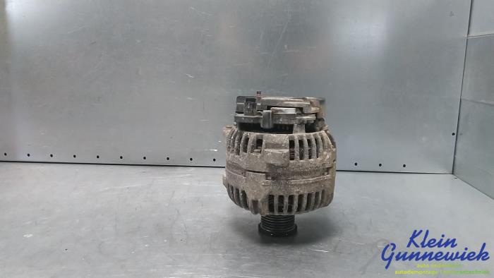 Gebruikte Dynamo Opel Vivaro Prijs € 45,00 Margeregeling aangeboden door Klein Gunnewiek Autodemontage & Motorentechniek