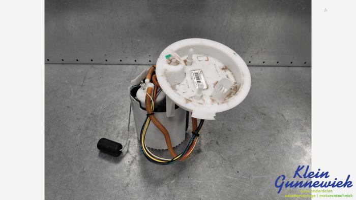 Gebruikte Tank element Pomp Volvo V60 Prijs € 125,00 Margeregeling aangeboden door Klein Gunnewiek Autodemontage & Motorentechniek