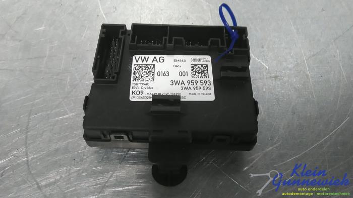 Gebruikte Deur module Cupra Formentor Prijs € 40,00 Margeregeling aangeboden door Klein Gunnewiek Autodemontage & Motorentechniek