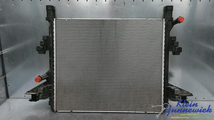 Gebruikte Radiateur Cupra Born Prijs € 178,00 Margeregeling aangeboden door Klein Gunnewiek Autodemontage & Motorentechniek