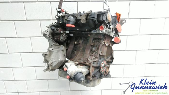 Gebruikte Motor Opel Vivaro Prijs € 1.250,00 Margeregeling aangeboden door Klein Gunnewiek Autodemontage & Motorentechniek