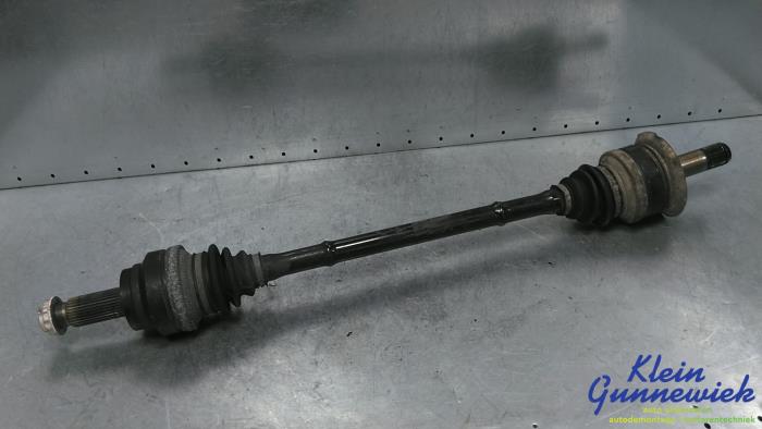Gebruikte Steekas links-achter BMW X5 Prijs € 175,00 Margeregeling aangeboden door Klein Gunnewiek Autodemontage & Motorentechniek
