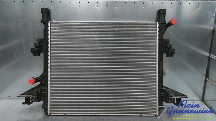 Gebruikte Radiateur Cupra Born Prijs € 178,00 Margeregeling aangeboden door Klein Gunnewiek Autodemontage & Motorentechniek