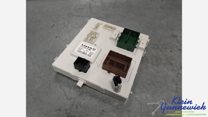 Gebruikte Bodycontrol Module Volvo V60 Prijs € 125,00 Margeregeling aangeboden door Klein Gunnewiek Autodemontage & Motorentechniek