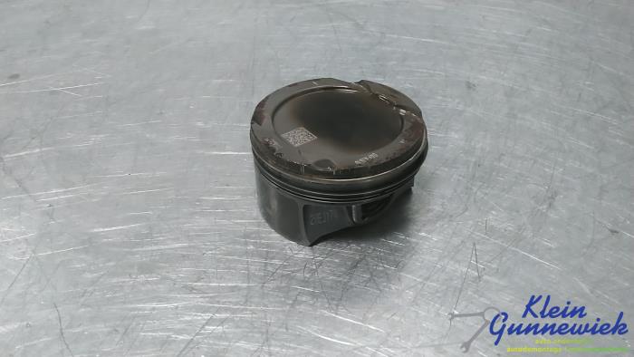 Zuiger Volvo V60 (Gebruikt)