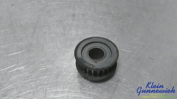 Gebruikte Krukas Tandwiel Volvo V60 Prijs € 35,00 Margeregeling aangeboden door Klein Gunnewiek Autodemontage & Motorentechniek