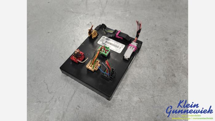 Gebruikte Module Bodycontrol Audi A4 Prijs € 65,00 Margeregeling aangeboden door Klein Gunnewiek Autodemontage & Motorentechniek