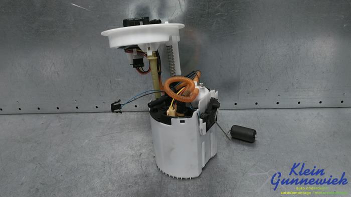 Gebruikte Tank element Pomp Volvo V90 Prijs € 145,00 Margeregeling aangeboden door Klein Gunnewiek Autodemontage & Motorentechniek