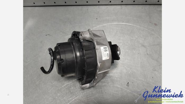 Gebruikte Motorsteun BMW 4-Serie Prijs € 65,00 Margeregeling aangeboden door Klein Gunnewiek Autodemontage & Motorentechniek