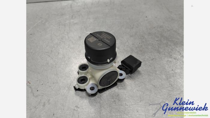 Gebruikte Adblue pomp Volkswagen Polo Prijs € 124,00 Margeregeling aangeboden door Klein Gunnewiek Autodemontage & Motorentechniek