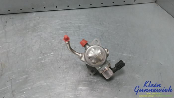 Gebruikte Brandstofpomp Mechanisch Volvo V40 Prijs € 180,00 Margeregeling aangeboden door Klein Gunnewiek Autodemontage & Motorentechniek