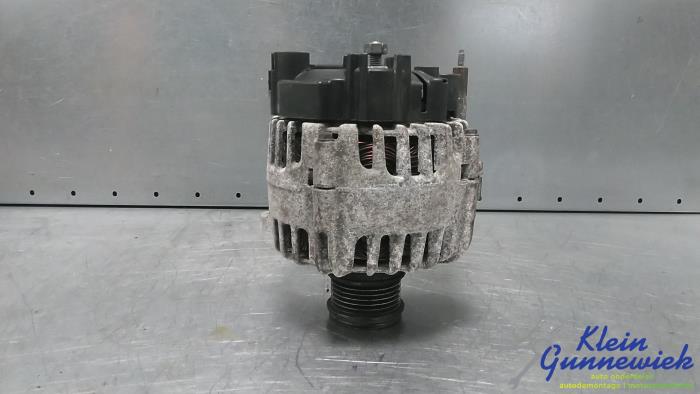 Gebruikte Dynamo Volkswagen Polo Prijs € 95,00 Margeregeling aangeboden door Klein Gunnewiek Autodemontage & Motorentechniek