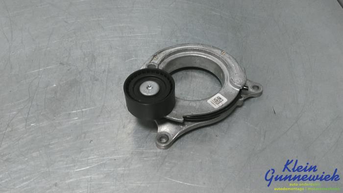 Gebruikte Spanrol Multiriem BMW 5-Serie Prijs € 36,00 Margeregeling aangeboden door Klein Gunnewiek Autodemontage & Motorentechniek