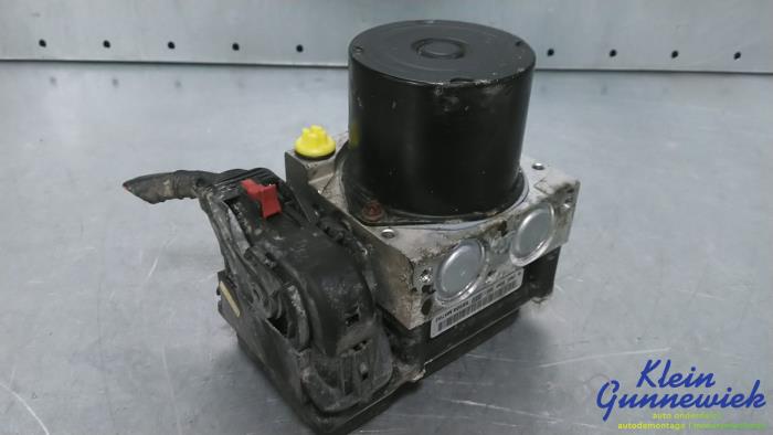 Gebruikte ABS Pomp Volkswagen Polo Prijs € 77,00 Margeregeling aangeboden door Klein Gunnewiek Autodemontage & Motorentechniek