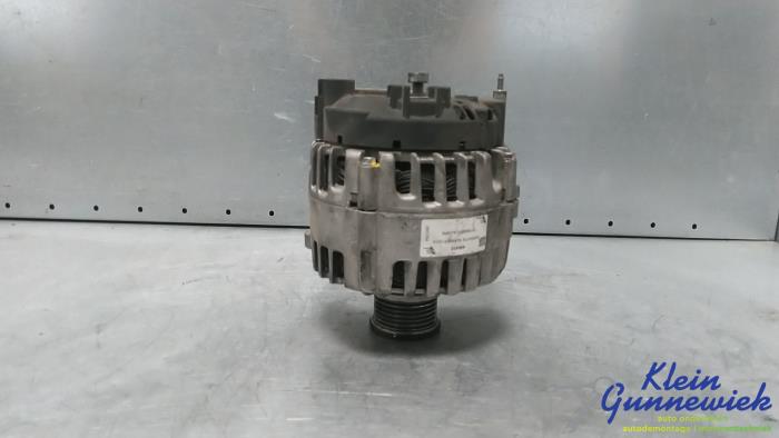 Gebruikte Dynamo Volkswagen Caddy Prijs € 75,00 Margeregeling aangeboden door Klein Gunnewiek Autodemontage & Motorentechniek