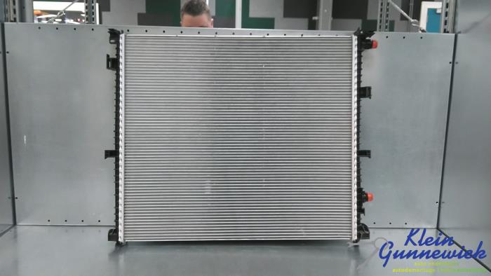 Gebruikte Radiateur BMW X5 Prijs € 295,00 Margeregeling aangeboden door Klein Gunnewiek Autodemontage & Motorentechniek