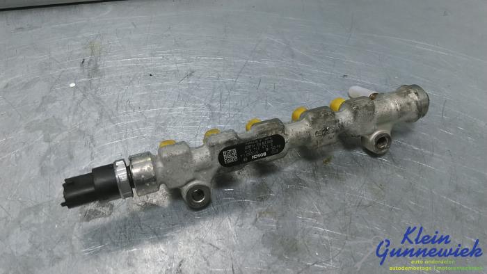 Gebruikte Injector brug Opel Vivaro Prijs € 75,00 Margeregeling aangeboden door Klein Gunnewiek Autodemontage & Motorentechniek