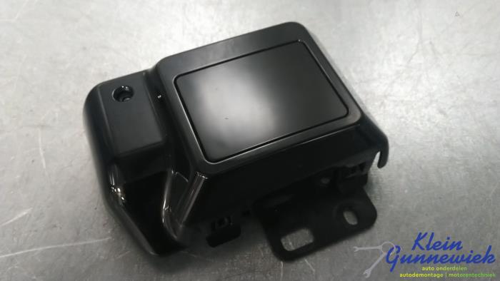 Gebruikte Cruise control sensor BMW 4-Serie Prijs € 295,00 Margeregeling aangeboden door Klein Gunnewiek Autodemontage & Motorentechniek