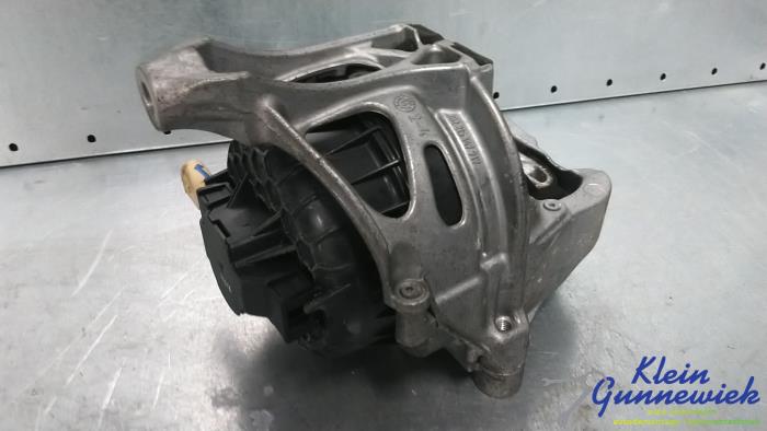 Gebruikte Motorrubber Audi Q7 Prijs € 39,00 Margeregeling aangeboden door Klein Gunnewiek Autodemontage & Motorentechniek