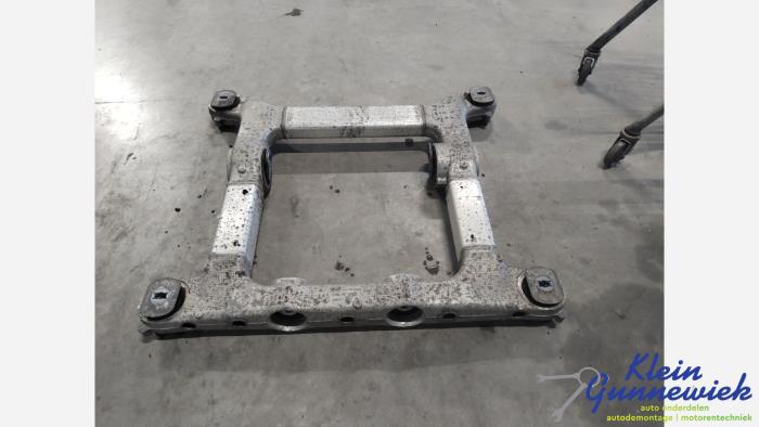 Gebruikte Motorrubber Mercedes Sprinter Prijs € 495,00 Margeregeling aangeboden door Klein Gunnewiek Autodemontage & Motorentechniek