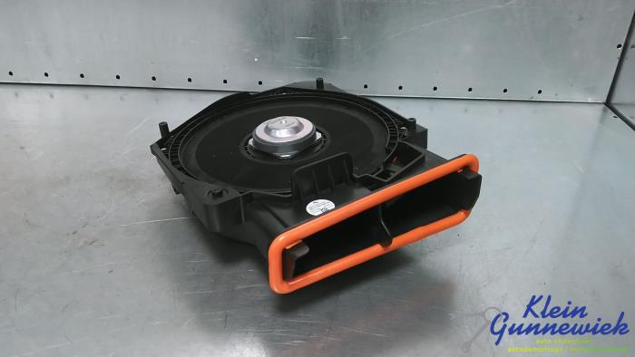 Gebruikte Speaker Mini Mini Prijs € 29,00 Margeregeling aangeboden door Klein Gunnewiek Autodemontage & Motorentechniek