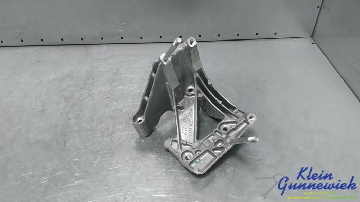 Gebruikte Dynamosteun onder Audi SQ5 Prijs € 65,00 Margeregeling aangeboden door Klein Gunnewiek Autodemontage & Motorentechniek