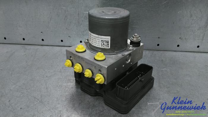 Gebruikte ABS Pomp Mercedes CLA Prijs € 175,00 Margeregeling aangeboden door Klein Gunnewiek Autodemontage & Motorentechniek