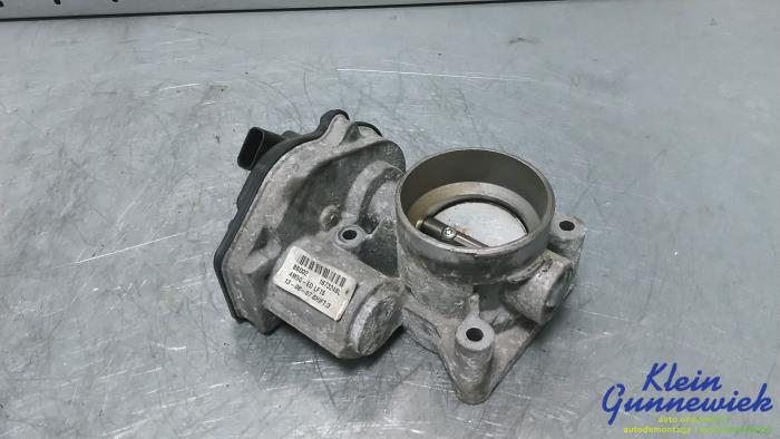 Gebruikte Gasklephuis Ford Focus Prijs € 85,00 Margeregeling aangeboden door Klein Gunnewiek Autodemontage & Motorentechniek