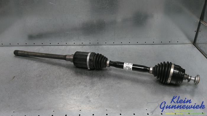 Gebruikte Steekas rechts-voor BMW X3 Prijs € 475,00 Margeregeling aangeboden door Klein Gunnewiek Autodemontage & Motorentechniek