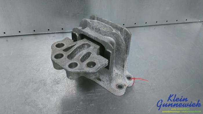 Gebruikte Motorrubber Ford Transit Prijs € 45,00 Margeregeling aangeboden door Klein Gunnewiek Autodemontage & Motorentechniek