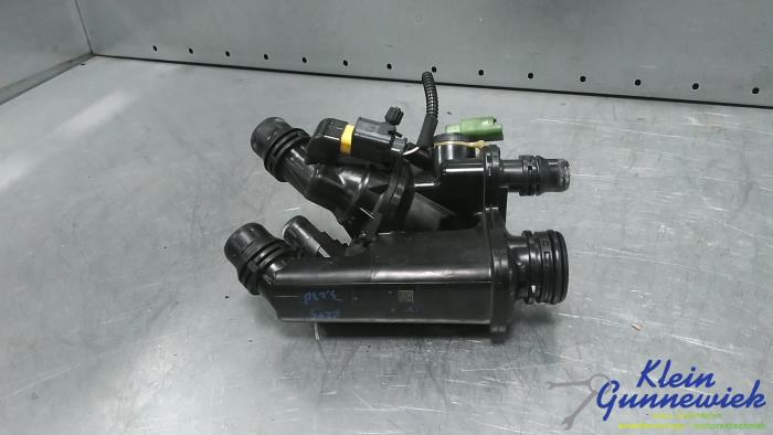 Gebruikte Thermostaathuis Opel Astra Prijs € 50,00 Margeregeling aangeboden door Klein Gunnewiek Autodemontage & Motorentechniek