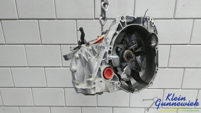 Gebruikte Versnellingsbak Renault Captur Prijs € 495,00 Margeregeling aangeboden door Klein Gunnewiek Autodemontage & Motorentechniek