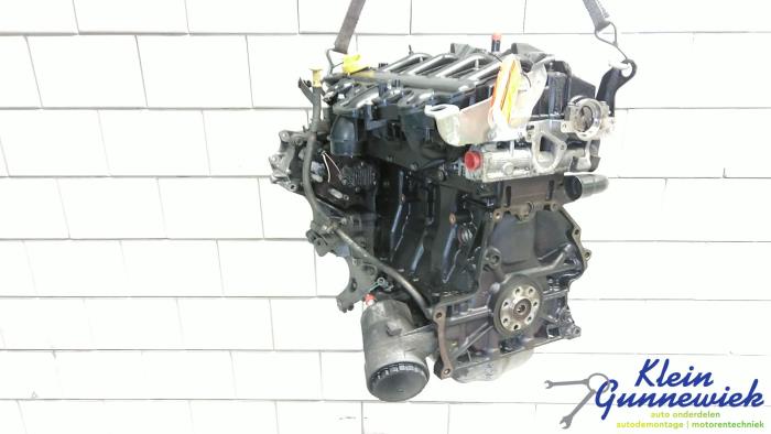 Gebruikte Motor Opel Vivaro Prijs € 1.195,00 Margeregeling aangeboden door Klein Gunnewiek Autodemontage & Motorentechniek