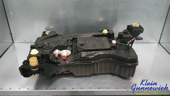 Gebruikte Tank adblue Opel Astra Prijs € 395,00 Margeregeling aangeboden door Klein Gunnewiek Autodemontage & Motorentechniek