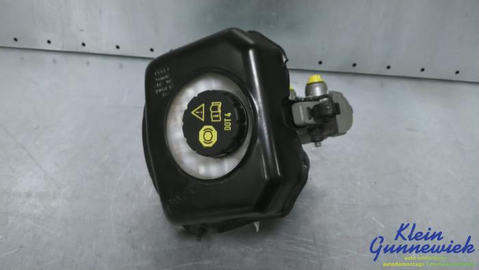 Gebruikte Hoofdremcilinder Audi S6 Prijs € 74,00 Margeregeling aangeboden door Klein Gunnewiek Autodemontage & Motorentechniek