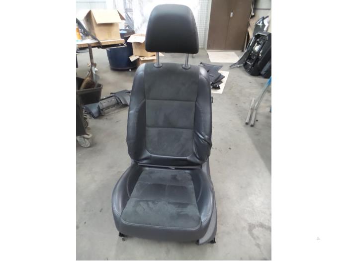 Stoel links Volkswagen Tiguan - Gebr.Klein Gunnewiek Ho.BV