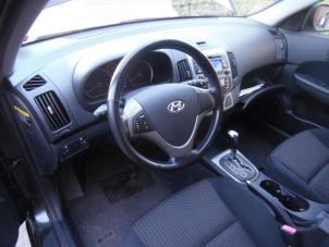 Gebruikte Airbag Set + Module Hyundai i30 (FD) 1.6 CVVT 16V Prijs op aanvraag aangeboden door Verhoef Cars & Parts