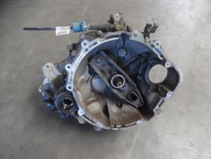 Gebruikte Versnellingsbak Mitsubishi Colt (Z2/Z3) 1.3 16V Prijs op aanvraag aangeboden door Verhoef Cars & Parts