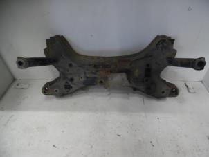 Gebruikte Subframe Toyota Yaris (P1) 1.3 16V VVT-i Prijs € 75,00 Margeregeling aangeboden door Verhoef Cars & Parts