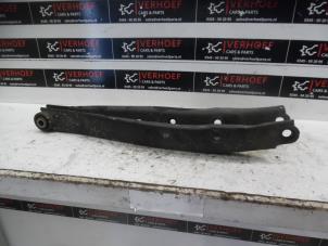 Gebruikte Draagarm onder links-achter Subaru Forester (SJ) 2.0 16V X Prijs op aanvraag aangeboden door Verhoef Cars & Parts